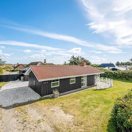 Charming Close To The North Sea And Søndervig Center *